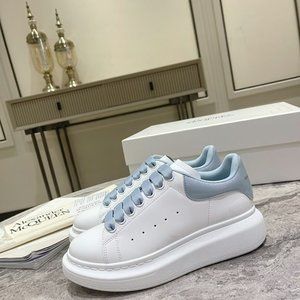 Women's sneakers